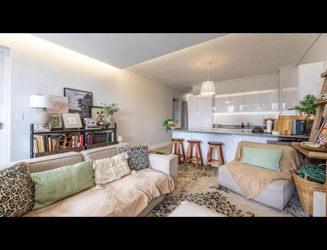 3 BEDROOM APARTMENT FOR SALE IN SOMERSET WEST